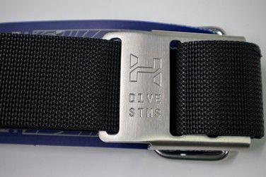 Halcyon buckle with logo