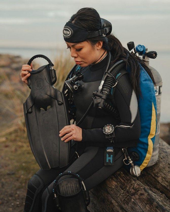 halcyon scuba diver